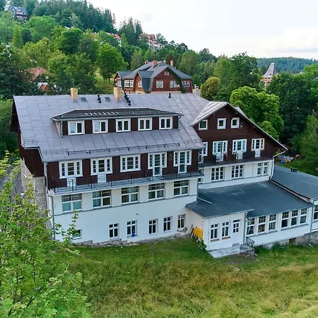 Kamilkowy Apartman *